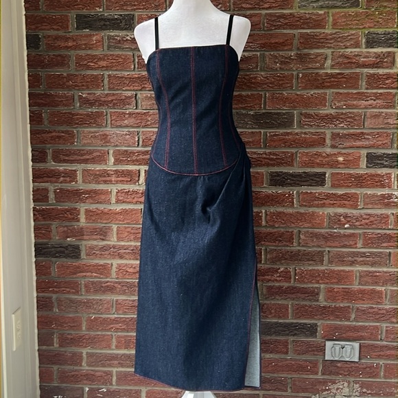 CAROLINA HERRERA  Denim Dress Size 4/6 NWT - Picture 2 of 8